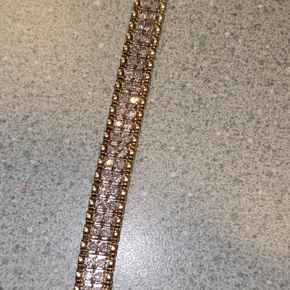 Genuine Diamond,  10k Gold, 7",  Women's Bracelet - Picture 16 of 16